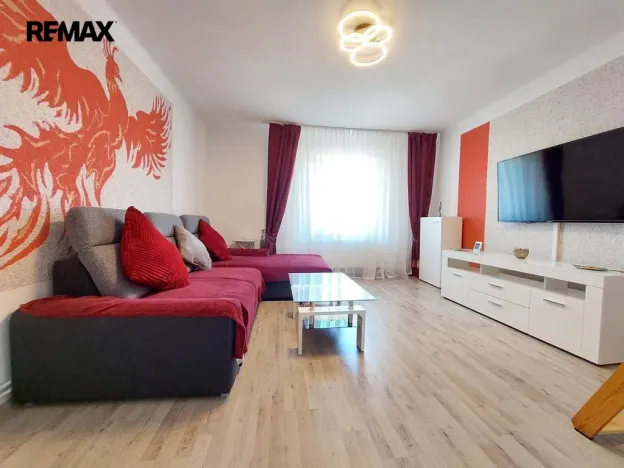 Prodej bytu 2+1, Karlovy Vary, Západní, 62 m2