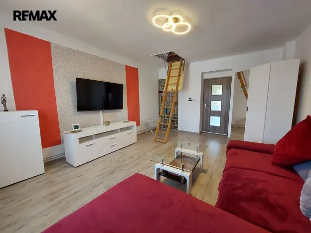 Prodej bytu 2+1, Karlovy Vary, Západní, 62 m2