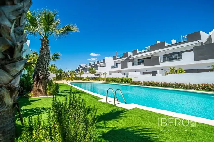 Prodej bytu 4+kk, Torrevieja, Španělsko, 138 m2