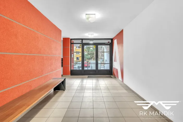 Pronájem bytu 2+kk, Praha - Prosek, Kytlická, 53 m2