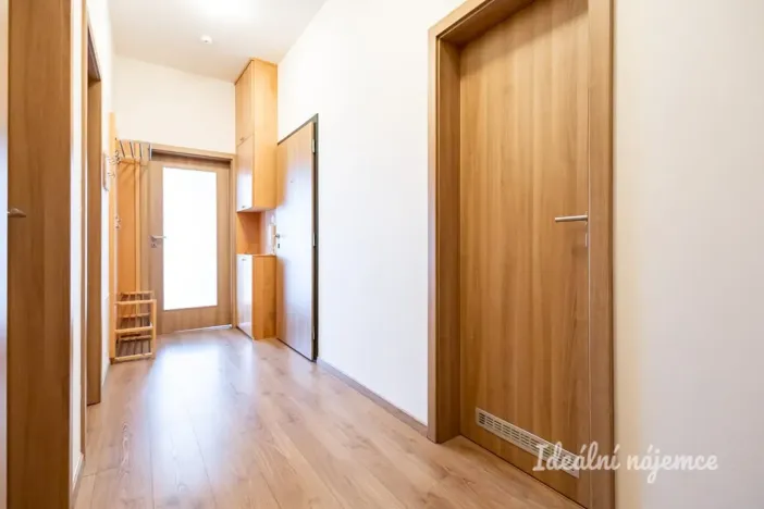 Pronájem bytu 3+kk, Praha - Hostivař, Rižská, 70 m2