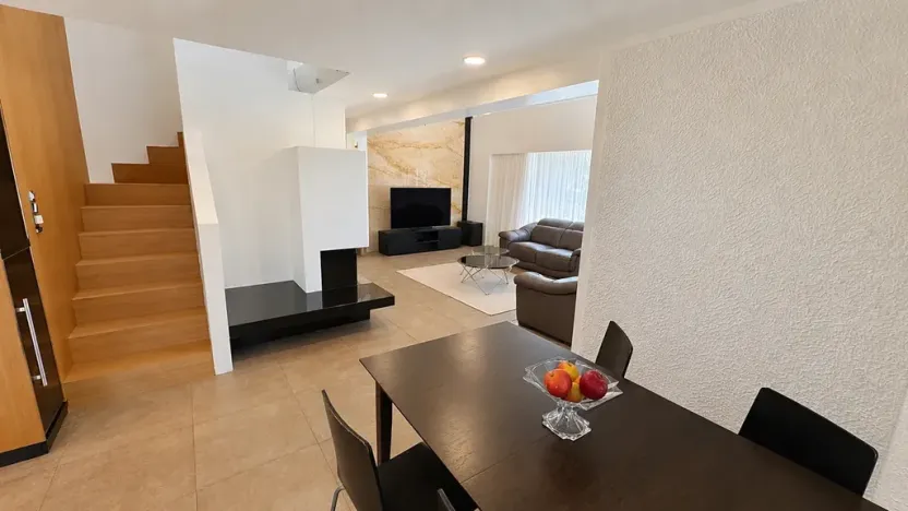 Prodej rodinného domu, Hrdlořezy, 165 m2