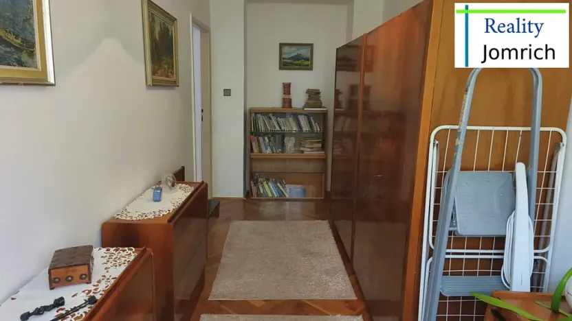 Prodej bytu 3+1, Liberec, Kosmonautů, 60 m2