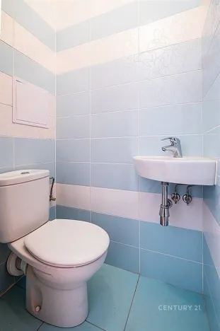 Pronájem bytu 2+1, České Budějovice - České Budějovice 5, Dobrovodská, 56 m2