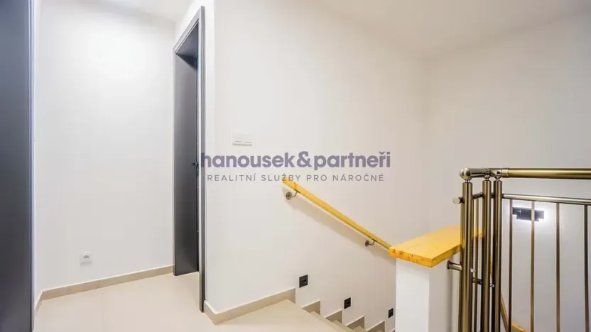 Prodej bytu 4+kk, Volary, 111 m2