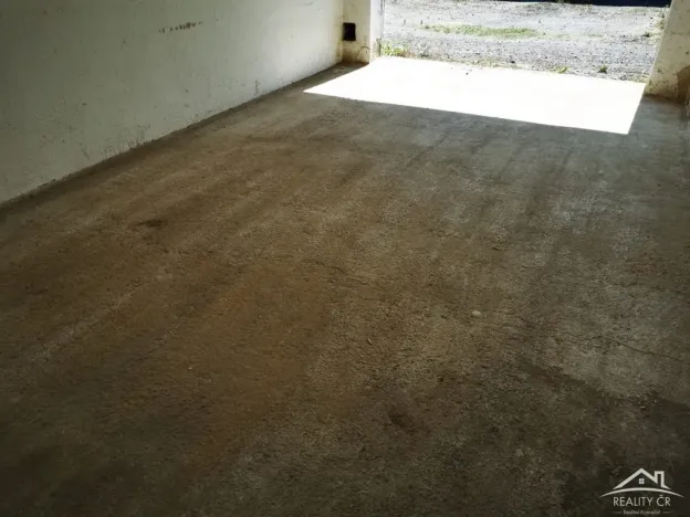 Pronájem garáže, Jihlava, Telečská, 18 m2