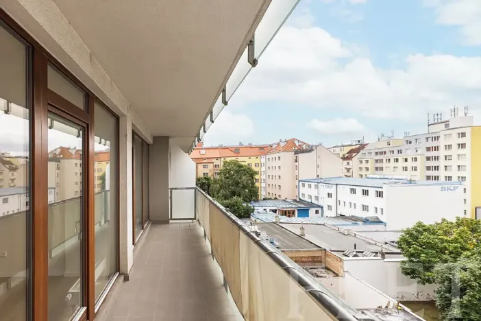 Pronájem bytu 2+kk, Praha - Holešovice, Poupětova, 50 m2