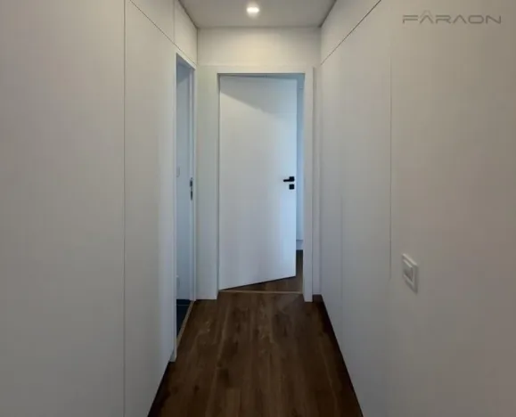 Pronájem bytu 3+kk, Praha - Žižkov, Pod lipami, 70 m2