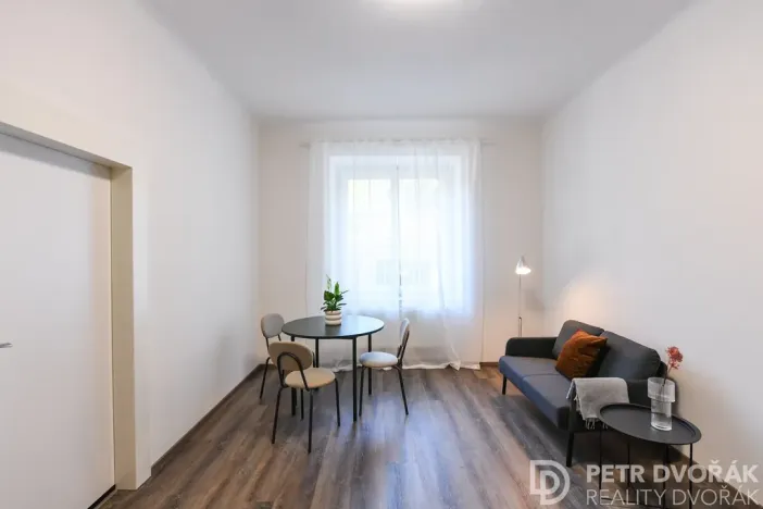 Prodej bytu 3+kk, Praha - Karlín, Pernerova, 71 m2
