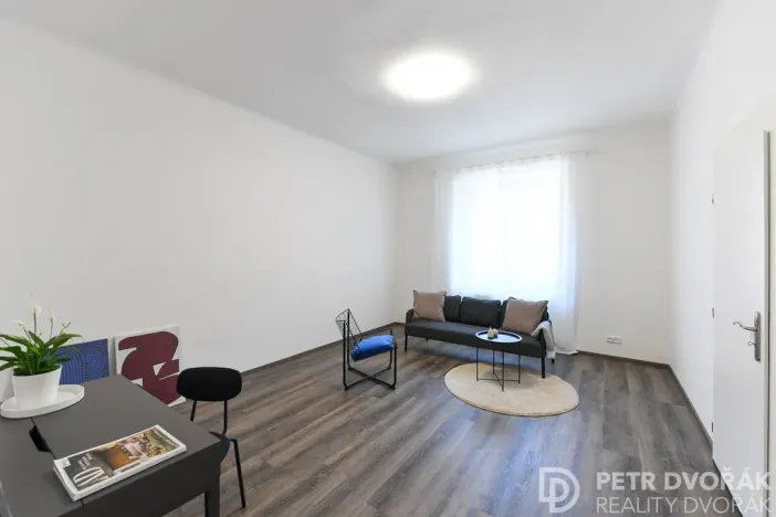 Prodej bytu 3+kk, Praha - Karlín, Pernerova, 71 m2