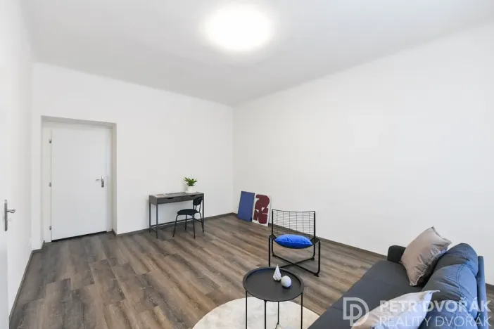 Prodej bytu 3+kk, Praha - Karlín, Pernerova, 71 m2