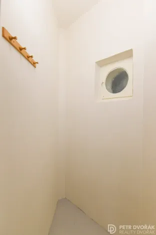 Prodej bytu 3+kk, Praha - Karlín, Pernerova, 71 m2