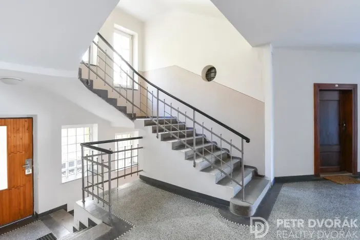 Prodej bytu 3+kk, Praha - Karlín, Pernerova, 71 m2