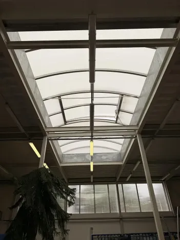 Prodej obchodního prostoru, Děčín, Krásnostudenecká, 420 m2