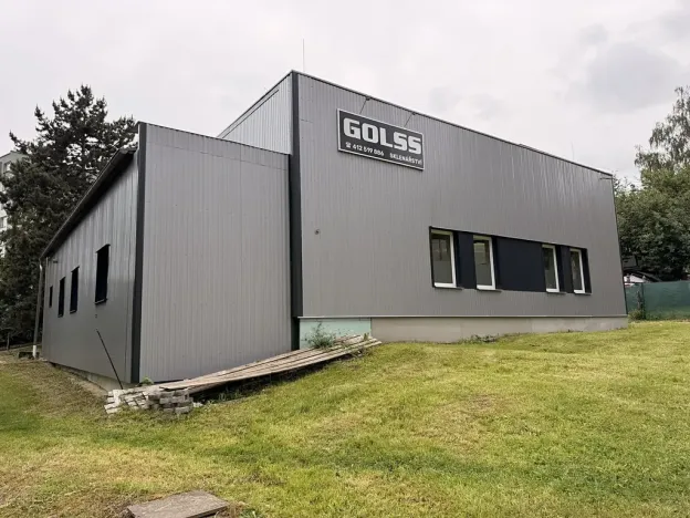 Prodej obchodního prostoru, Děčín, Krásnostudenecká, 420 m2