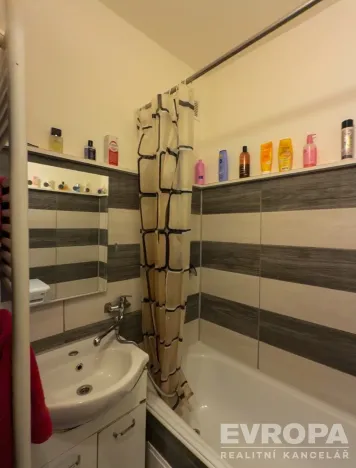Pronájem bytu 2+1, Bruntál, Švermova, 52 m2