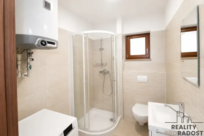 Pronájem bytu 1+kk, Znojmo, U Branky, 28 m2
