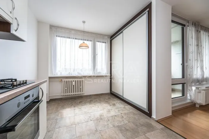 Pronájem bytu 3+kk, Praha - Kobylisy, Kaňkovského, 68 m2