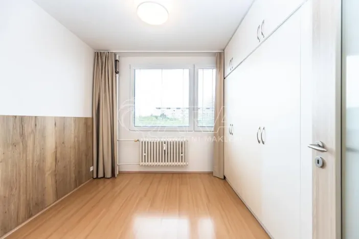 Pronájem bytu 3+kk, Praha - Kobylisy, Kaňkovského, 68 m2