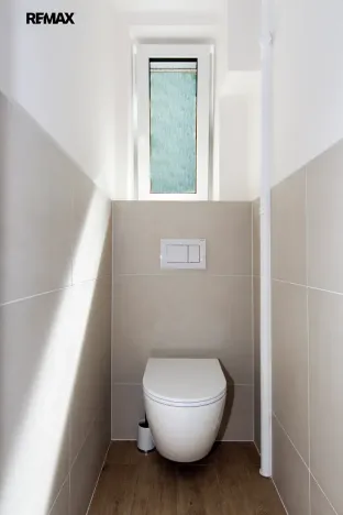 Pronájem bytu 2+1, Praha - Podolí, Ve svahu, 55 m2