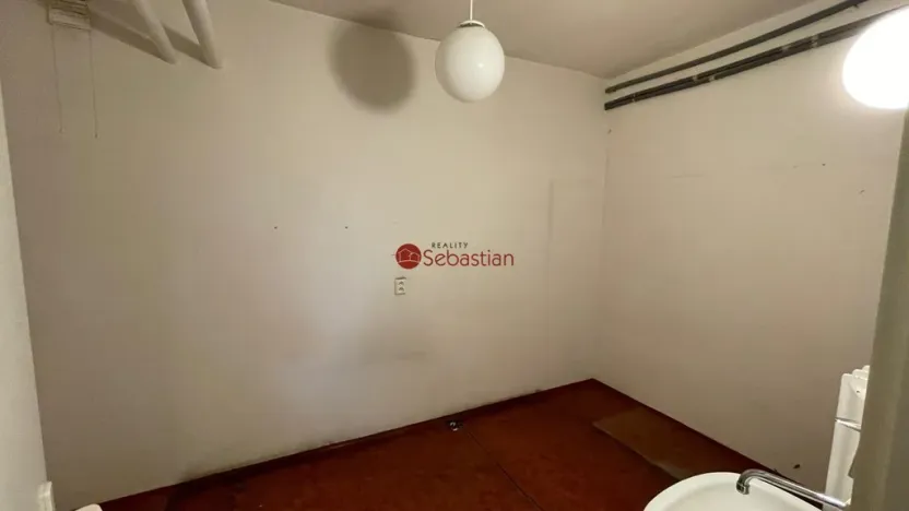 Pronájem komerční nemovitosti, Praha - Žižkov, Hartigova, 66 m2