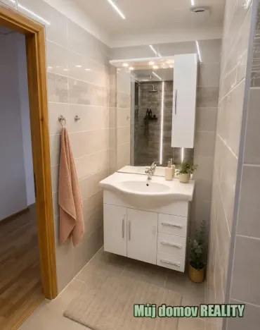 Pronájem bytu 3+1, Praha - Radotín, Dehtínská, 115 m2