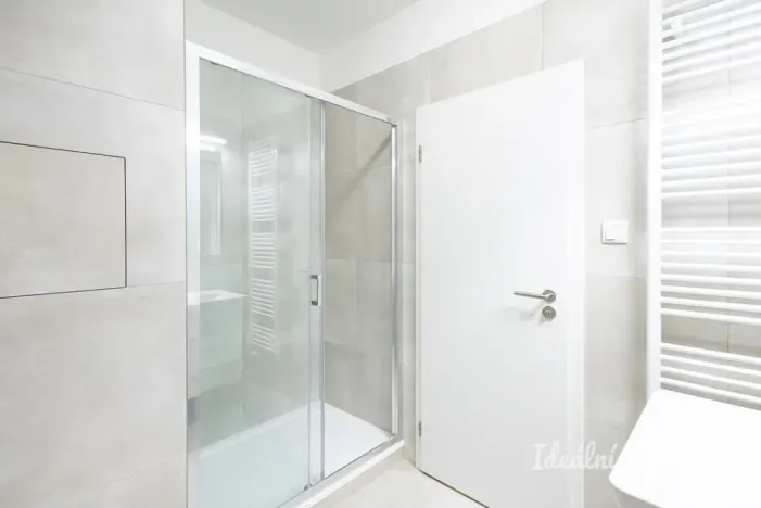 Pronájem bytu 1+kk, Praha - Vysočany, Gerstelova, 33 m2