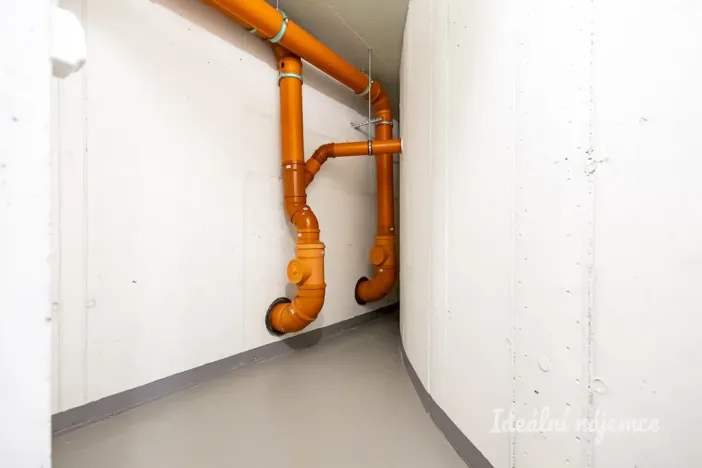Pronájem bytu 1+kk, Praha - Vysočany, Bukačova, 44 m2