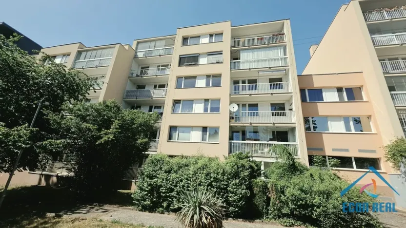 Pronájem bytu 2+kk, Praha - Smíchov, Na pláni, 50 m2
