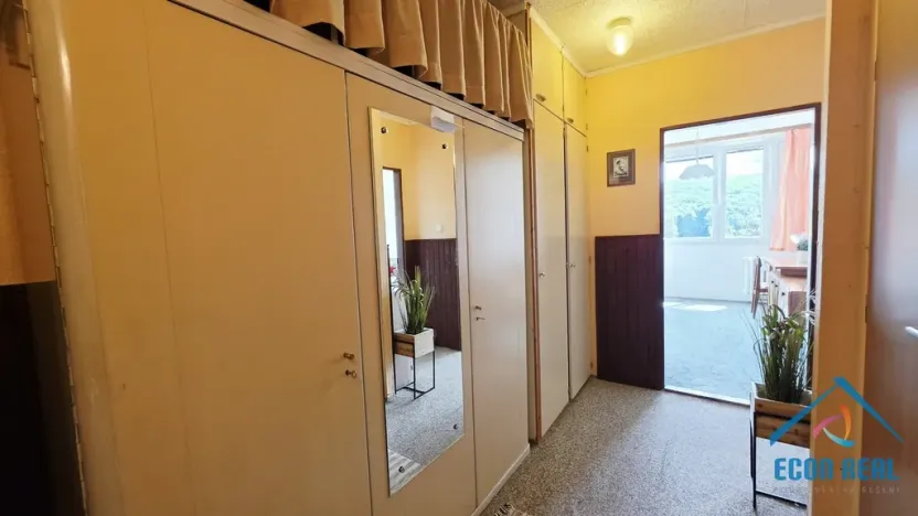 Pronájem bytu 2+kk, Praha - Smíchov, Na pláni, 50 m2