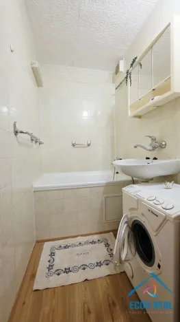 Pronájem bytu 2+kk, Praha - Smíchov, Na pláni, 50 m2