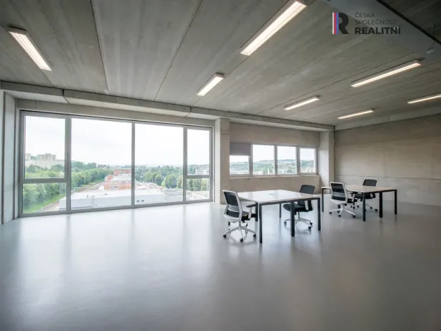 Pronájem kanceláře, Zlín - Prštné, Přímá, 26 m2