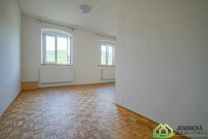 Pronájem bytu 1+kk, Jeseník, Jiráskova, 31 m2