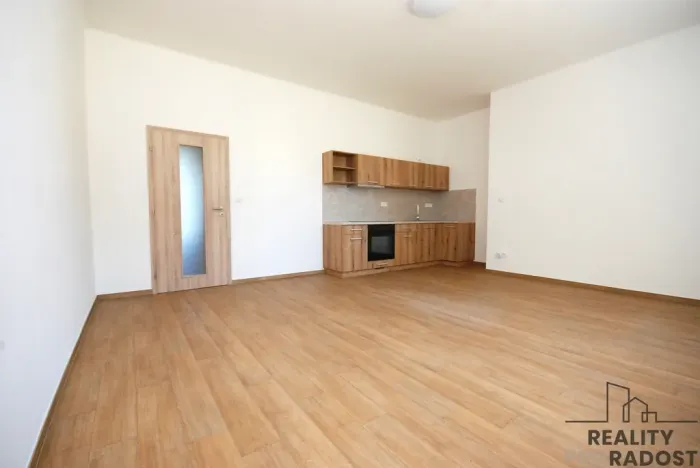 Pronájem bytu 2+kk, Velké Pavlovice, Náměstí 9. května, 44 m2