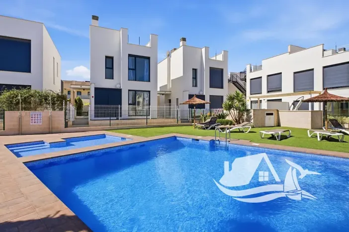 Prodej rodinného domu, Orihuela, Španělsko, Paseo Marítimo de Punta Prima, 84 m2