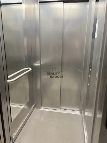Prodej bytu 4+kk, Brno - Bohunice, Vedlejší, 64 m2
