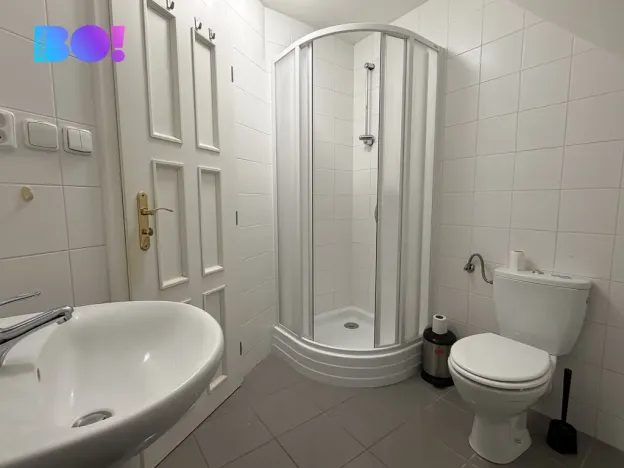 Pronájem kanceláře, Brno, Roubalova, 300 m2