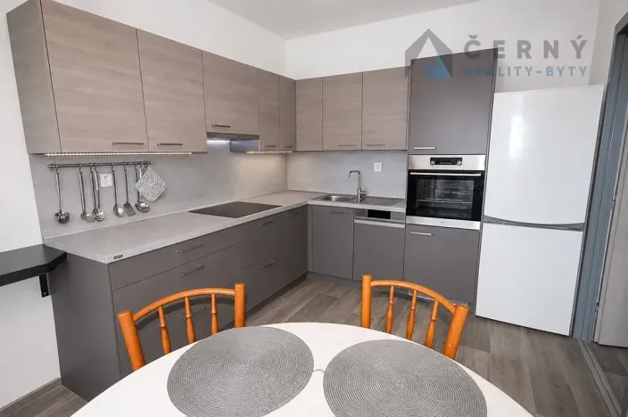 Prodej bytu 3+1, Liberec, Letná, 58 m2