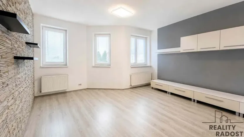 Prodej bytu 2+kk, Kuřim, Dlouhá, 56 m2