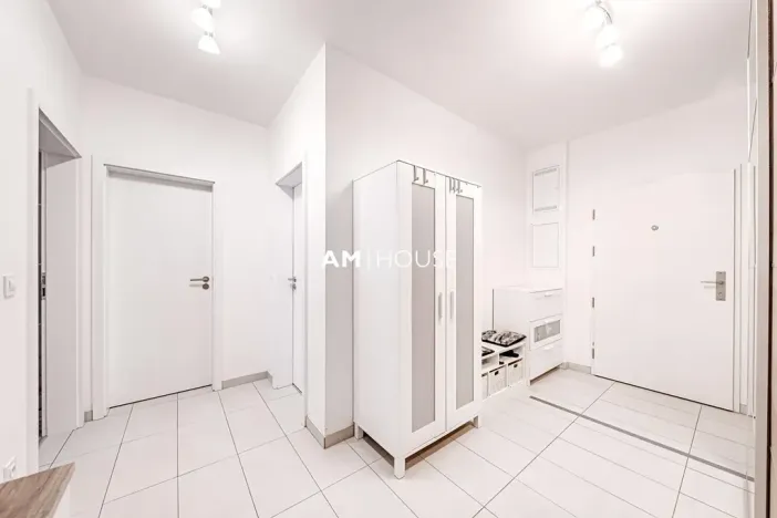 Pronájem bytu 3+kk, Praha - Strašnice, Zvěřinova, 82 m2