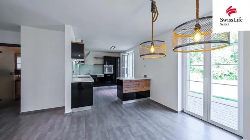 Prodej rodinného domu, Ostrov, 211 m2