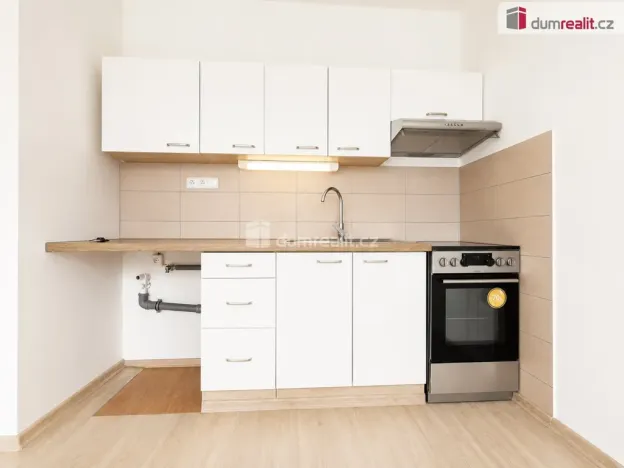 Pronájem bytu 1+1, Ústí nad Labem - Severní Terasa, Šrámkova, 40 m2