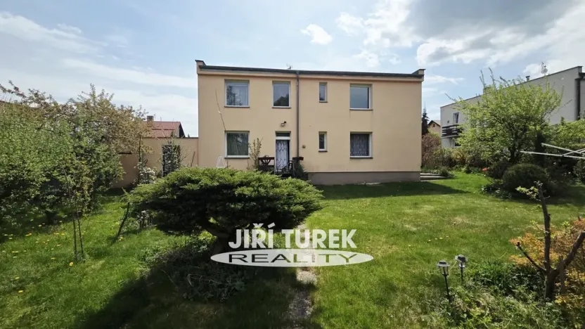Prodej rodinného domu, Obecnice, 260 m2