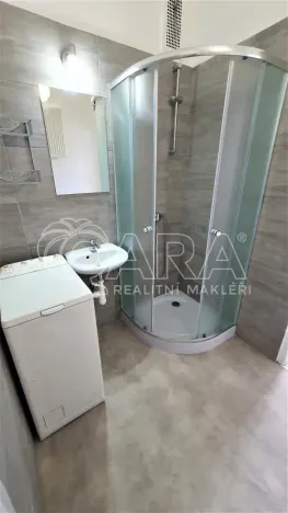 Pronájem bytu 2+1, Praha - Strašnice, Krupská, 46 m2