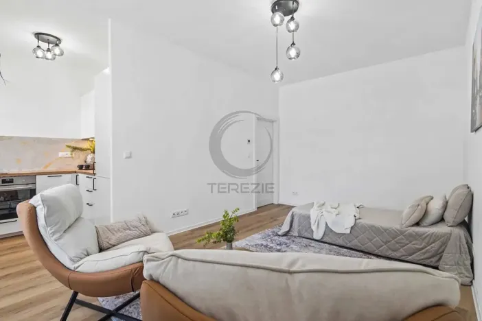 Prodej bytu 1+kk, Praha - Holešovice, Tovární, 34 m2