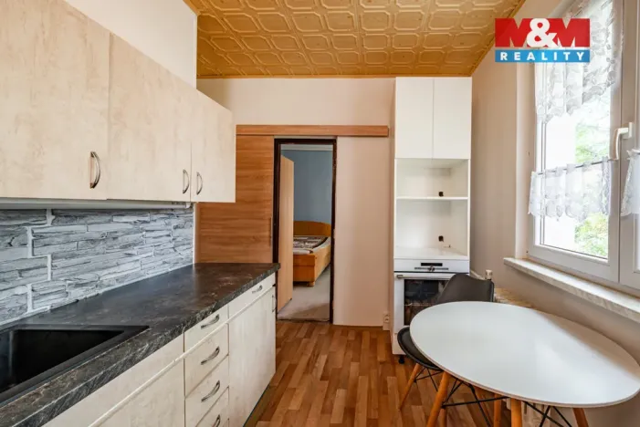 Prodej bytu 2+1, Aš, Hlavní, 51 m2