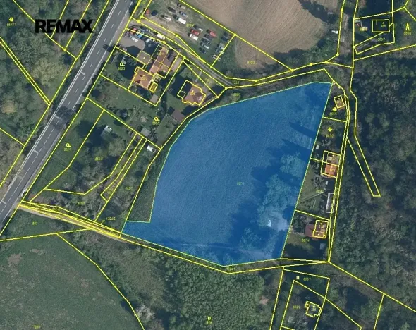 Prodej komerčního pozemku, Liběchov, 7548 m2