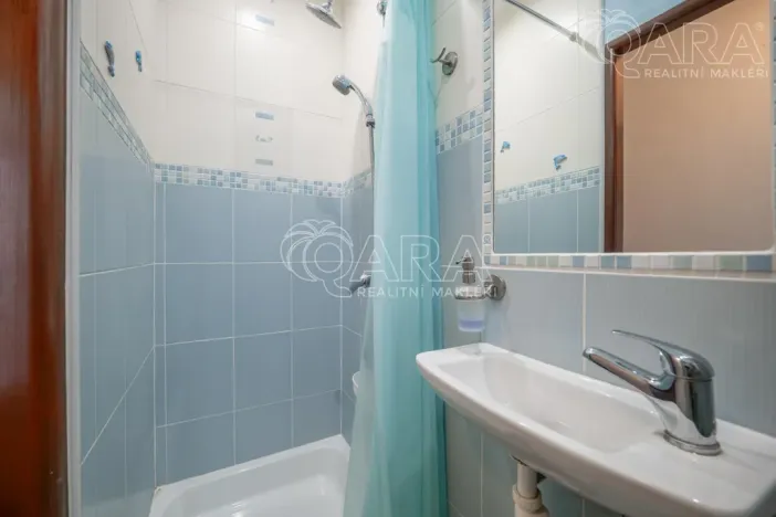 Prodej rodinného domu, Tišice, Souběžná, 170 m2