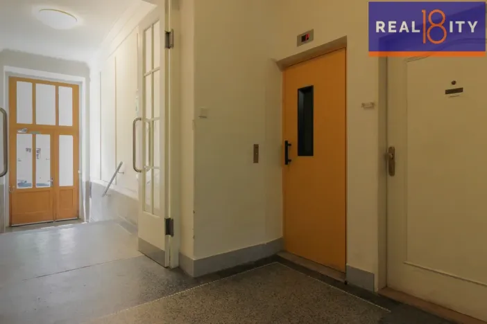 Pronájem bytu 1+1, Praha, Jugoslávských partyzánů, 41 m2