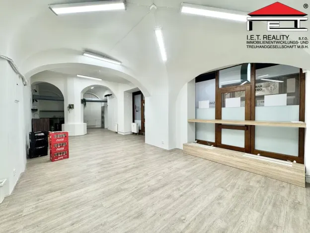 Pronájem restaurace, Brno, Josefská, 127 m2